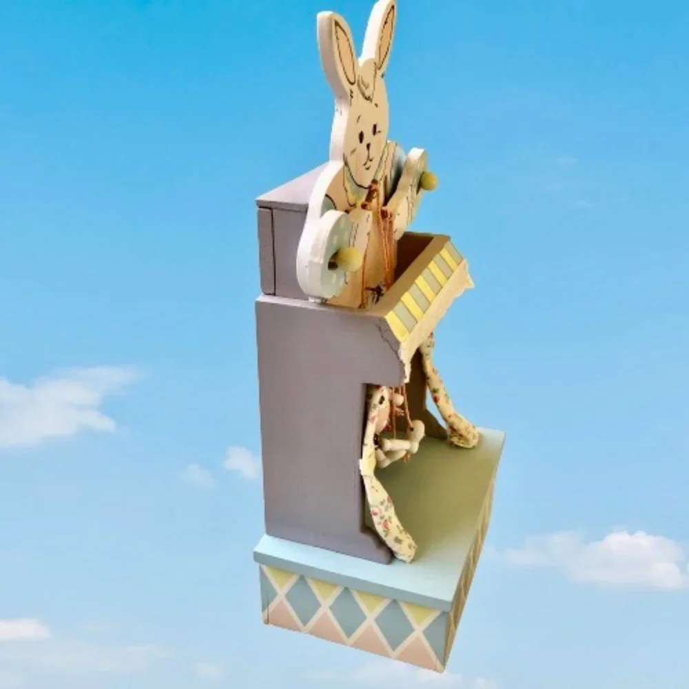 EASTER Enesco Vintage '86 Wood Music Box Bunny Rabbit PUPPET ON A STRING Moves